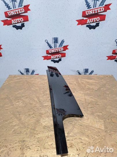 Молдинг двери задний правый Bmw X3 G01 B47 2017