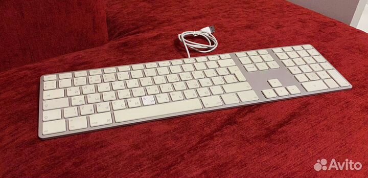 Клавиатура Apple Keyboard mb110rs/B полноразмерная