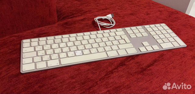 Клавиатура Apple Keyboard mb110rs/B полноразмерная