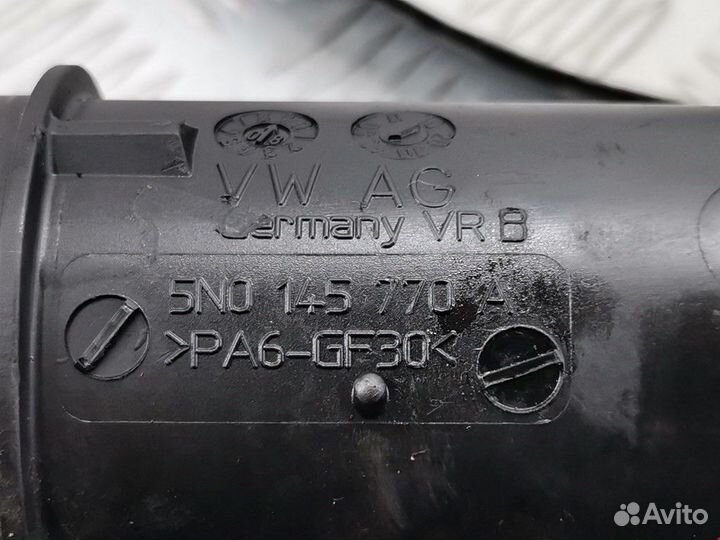 Патрубок интеркулера Volkswagen Passat CC 2009