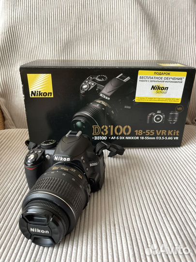 Зеркальный фотоаппарат Nikon D3100