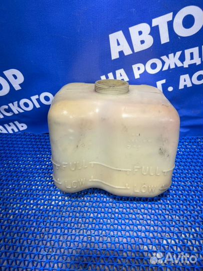 Бачок расширительный Mitsubishi Pajero 2