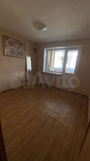 2-к. квартира, 60 м², 3/9 эт.