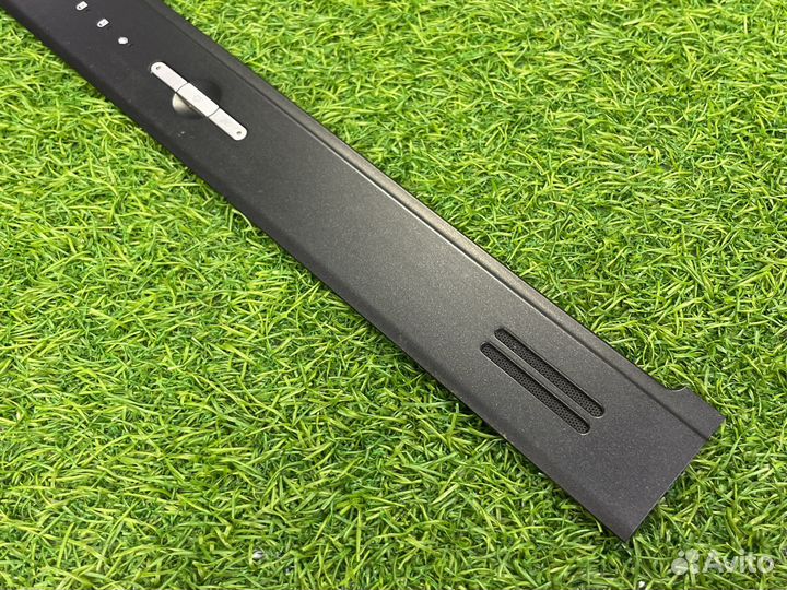 Крышка включения ноутбука Emachines AP06R000700