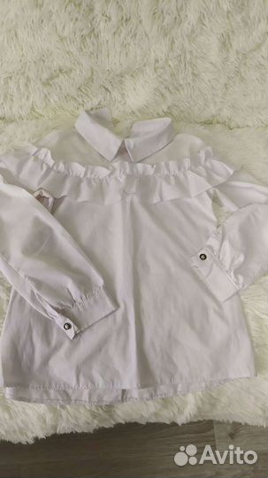 Блузка белая