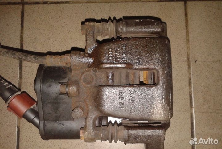 Суппорт задний Ауди а6 с6 Audi A6 C6 4F