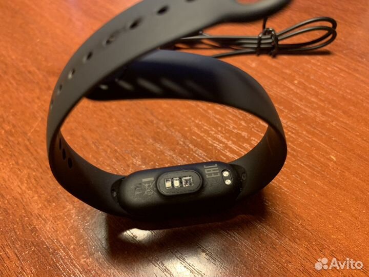 Фитнес браслет xiaomi mi band 6