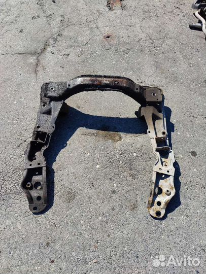 Подрамник передний opel omega b