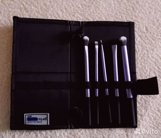 Набор кистей в чехле(новый)