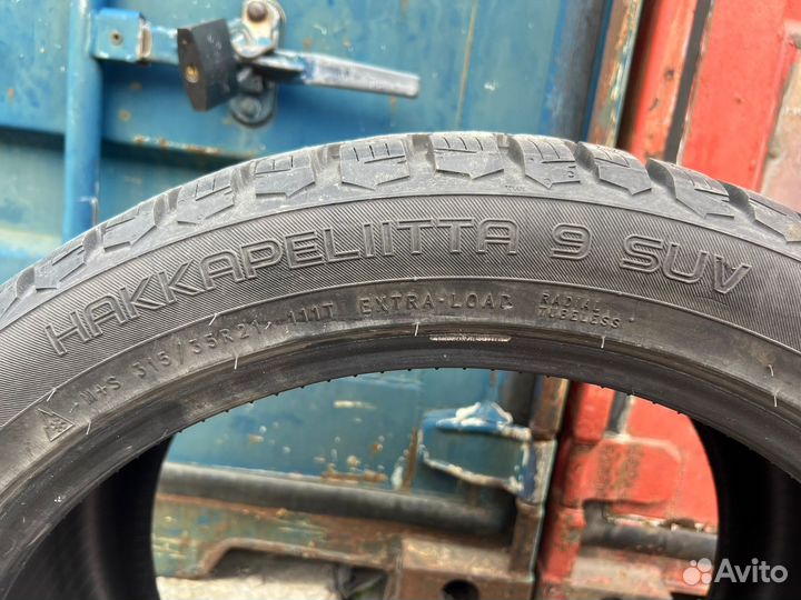 Nokian Tyres Hakkapeliitta 9 SUV 285/40 R21 и 315/35 R21