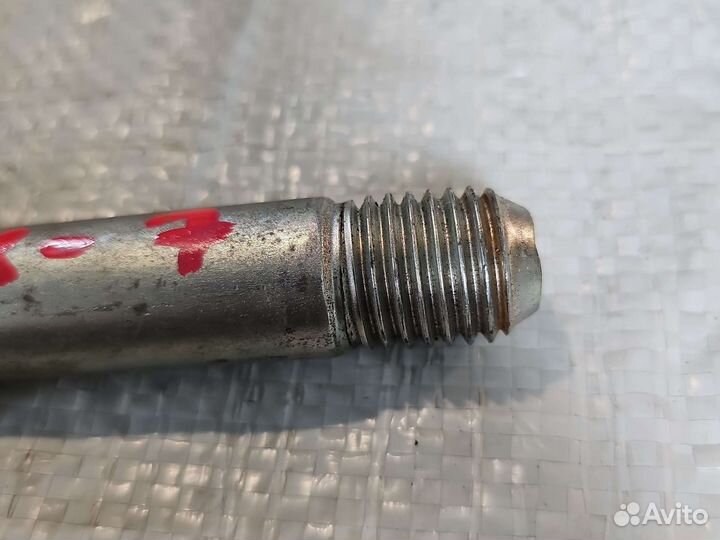 Крюк буксировочный Mazda CX-7 CX-9