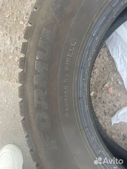 Pirelli Formula Ice 215/55 R16