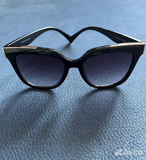 Солнцезащитные очки женские