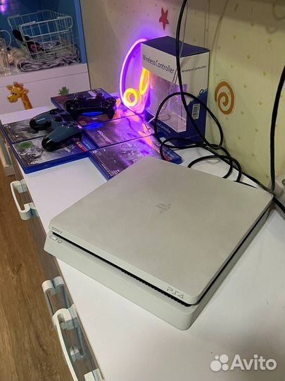 Sony playstation 4 ps4 slim 500gb c играми