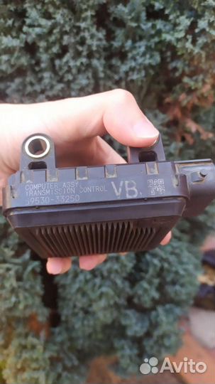 Блок управления АКПП camry V40