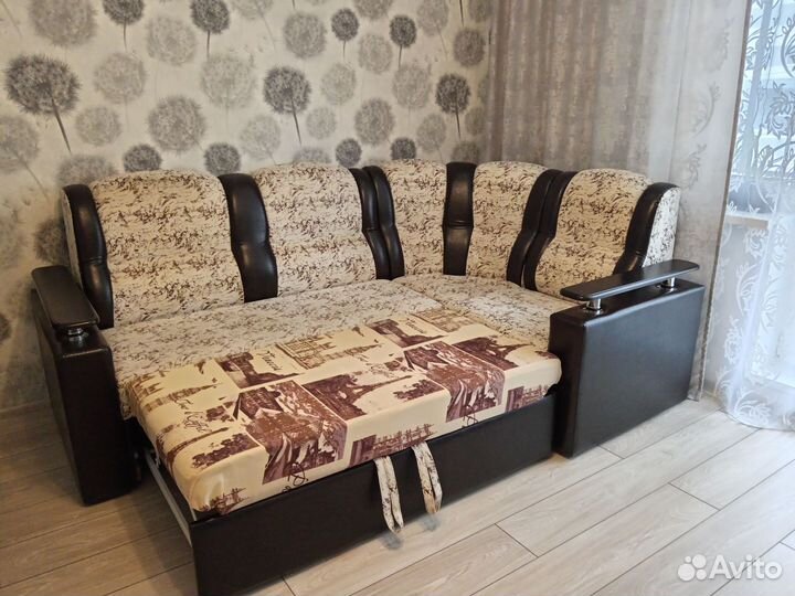 Угловой диван бу