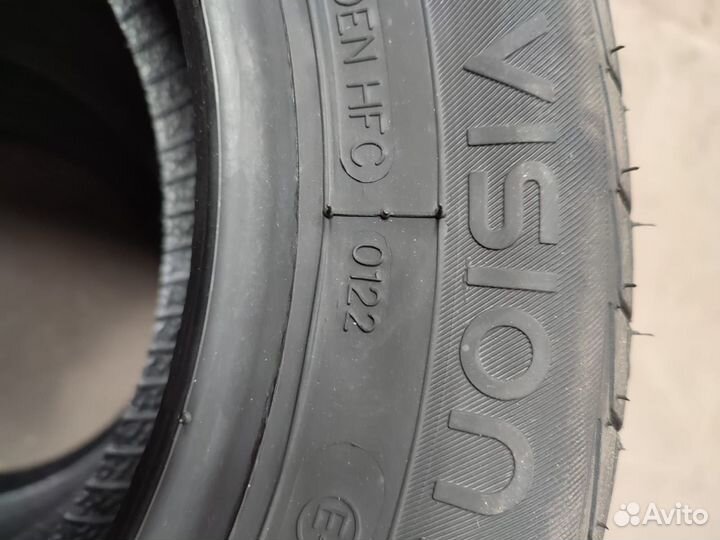 Ovation VI-682 145/70 R12 69T