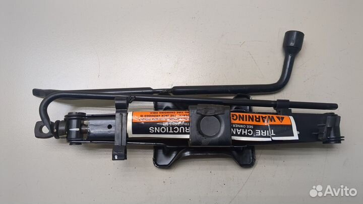 Набор инструментов штатный Ford Escape, 2008