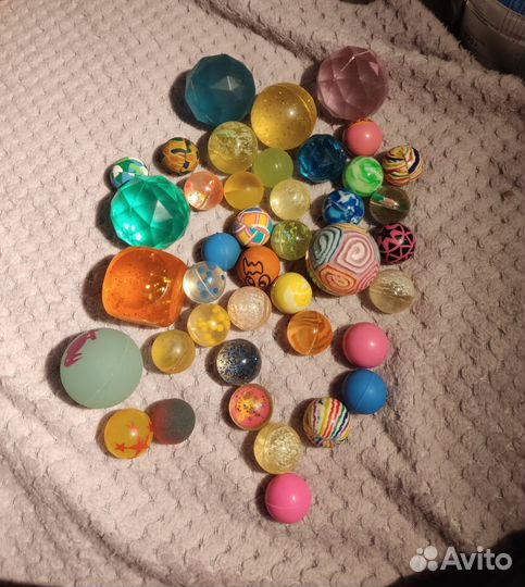 Куклы, киндеры, попрыгунчики