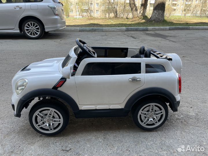 Детская электро машинка