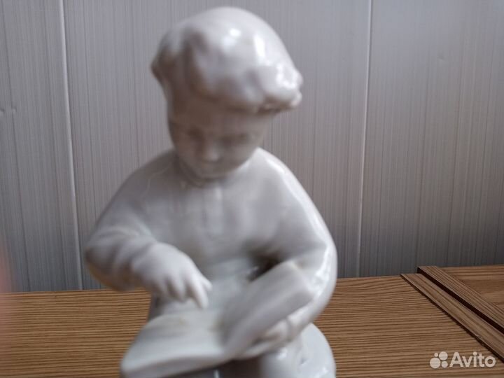 Фарфоровая статуэтка СССР