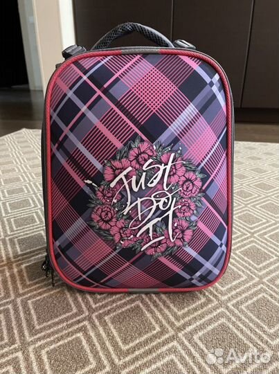 Ортопедический школьный рюкзак для девочки