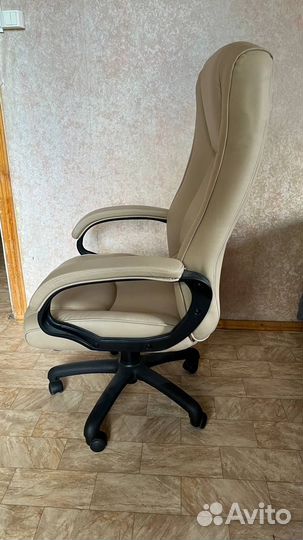 Кресло руководителя бу