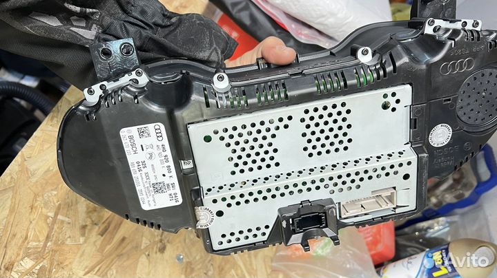 Приборная панель 4h0920800k