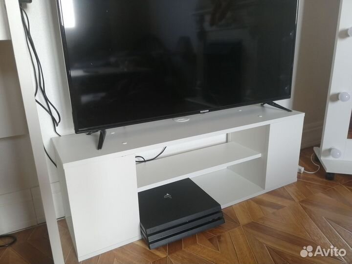 Тумба под телевизор