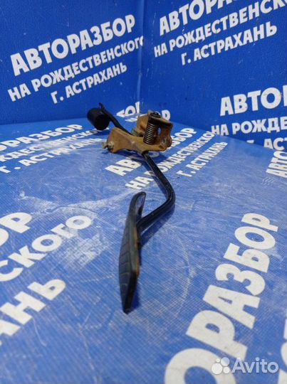 Педаль газа Kia Spectra седан S6D 2007