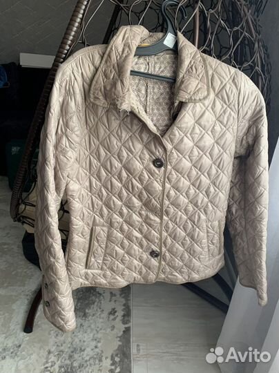 Куртка женская 44 размер