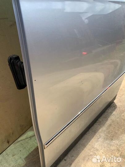 Дверь задняя левая VW Passat B6