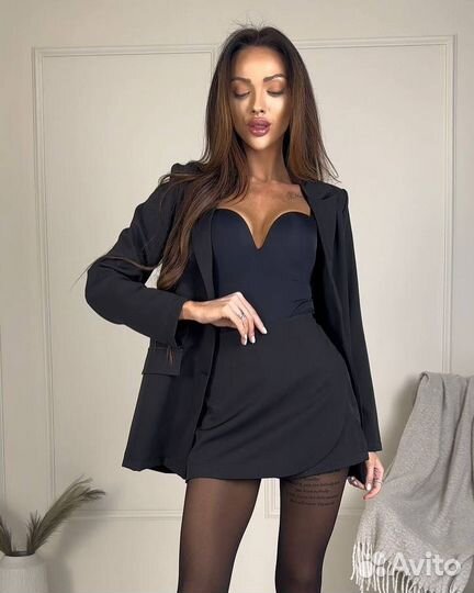 Костюм женский