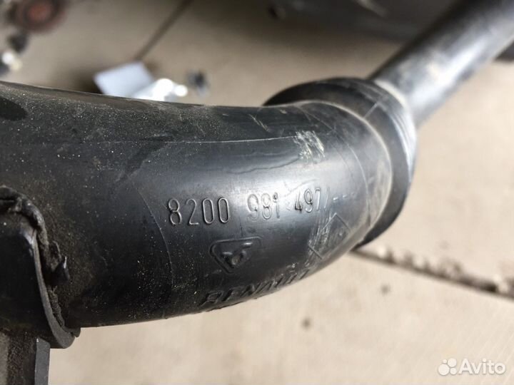 Патрубок интеркуллера Renault Megan 3