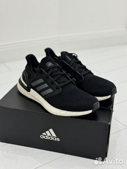 Кроссовки адидас ultraboost