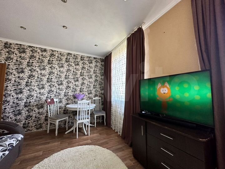 2-к. квартира, 60 м², 2/2 эт.