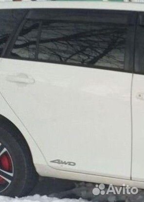 Дверь на toyota fielder