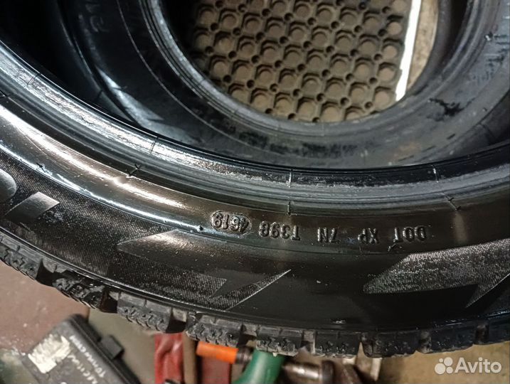 Pirelli Ice Zero 275/40 R22 100H