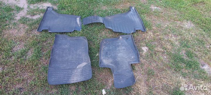 Коврики салона мицубиси л200