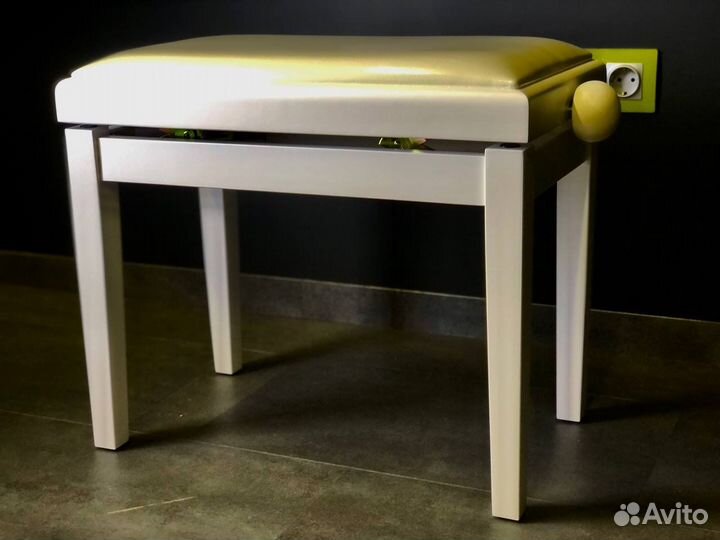 Банкетка для пианино регулируемая белая (Новая)