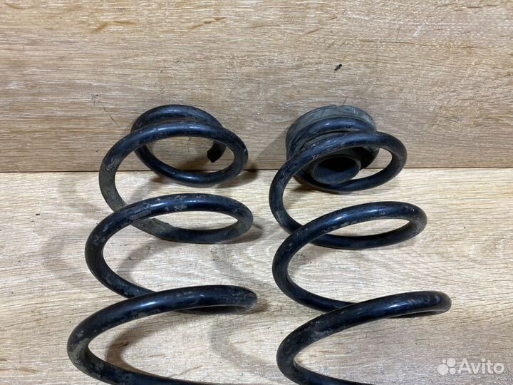 Комплект задних пружин VW New Beetle A4 №2