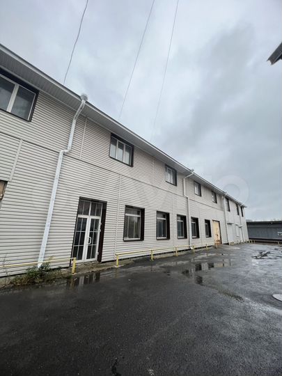 Торговая площадь, 1800 м²