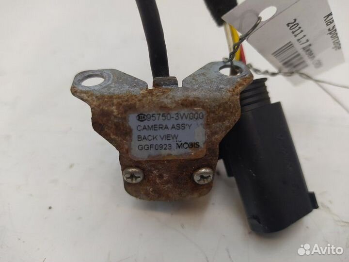 Б/У Камера заднего вида 957503W000 Hyundai-KIA