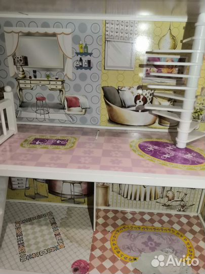 Домик кукольный