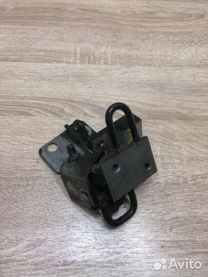 Петля двери задняя левая нижняя Audi A8 D3