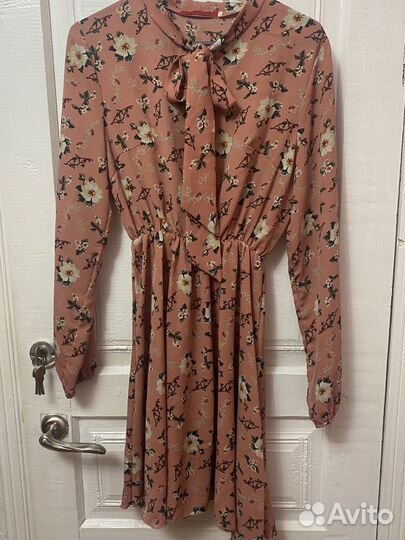 Платье женское