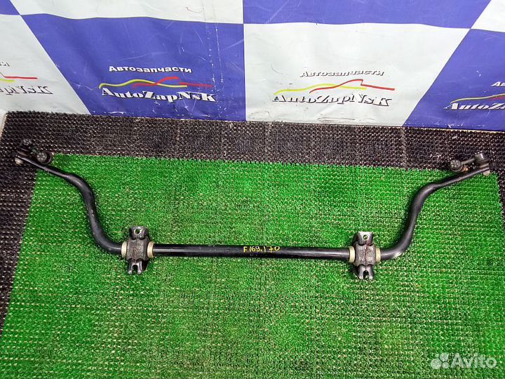 Стабилизатор передний Nissan Pathfinder