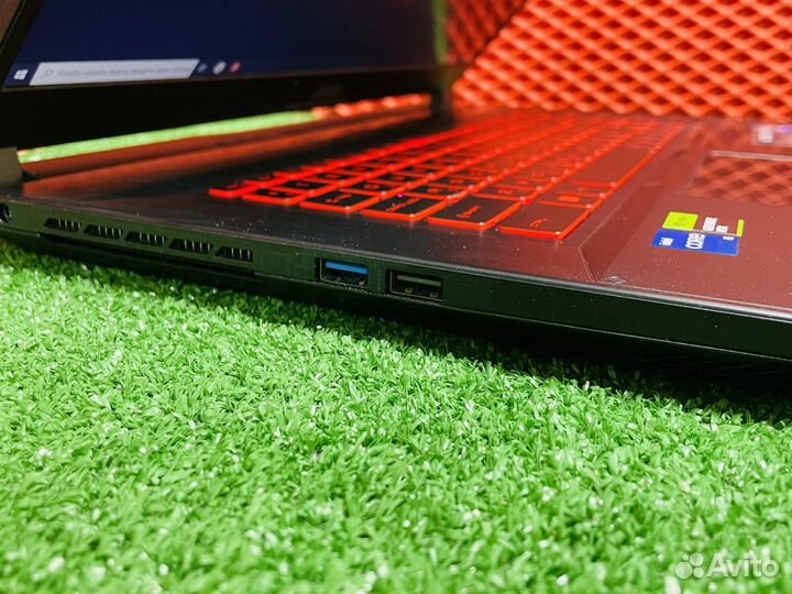 Игровой ноутбук MSI 17.3 rtx 2050 4gb