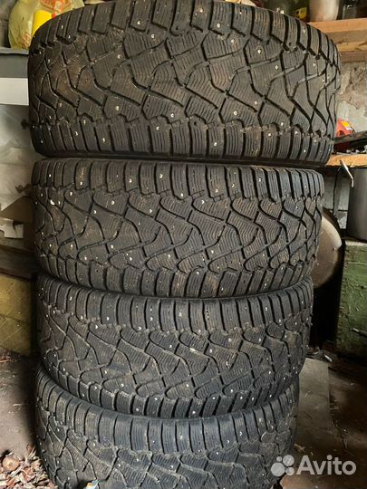 Pirelli Ice Zero 275/50 R20