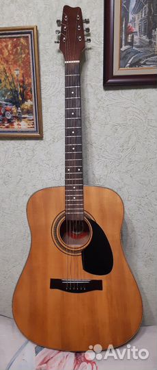 Акустическая гитара Кремона